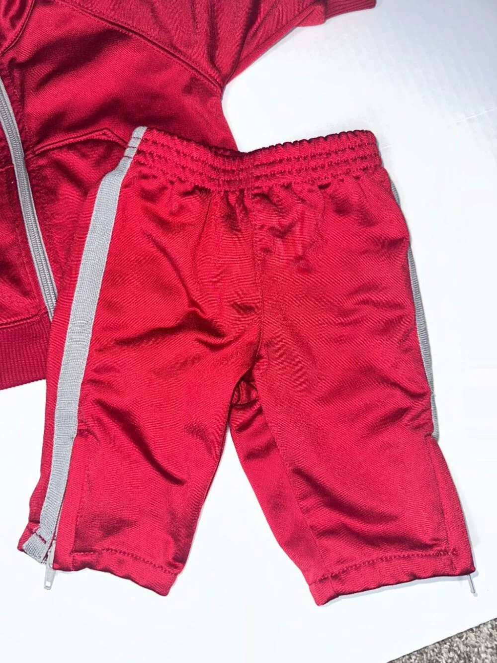 Track Suit Set 2pc Red Gray Zip Jacket & Pants Size 0-6 Months 1999 GYMBOREE VTG